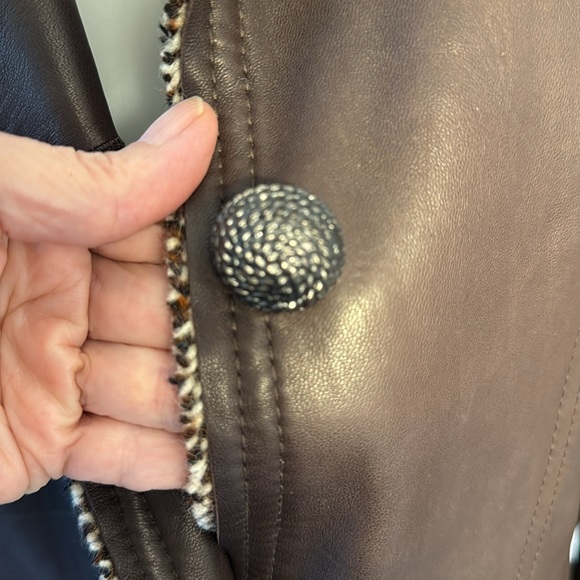 Vera Pelle Italian Leather Coat: Altariva - Picture 3 of 16